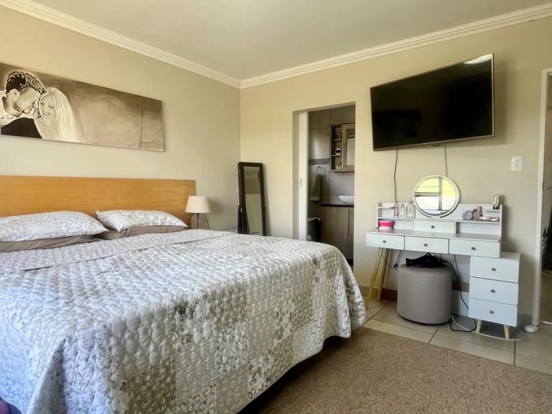 3 Bedroom Property for Sale in Reebok Western Cape